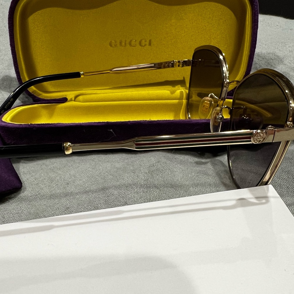 Gucci Sunglasses - Picture 3 of 5